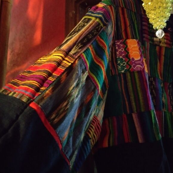 Los 3 Reyes, handmade in Guatemala, Large, Thumbs Up, jacket - Picture 8 of 8